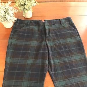 Adorable Plaid Merona Pants, size 18